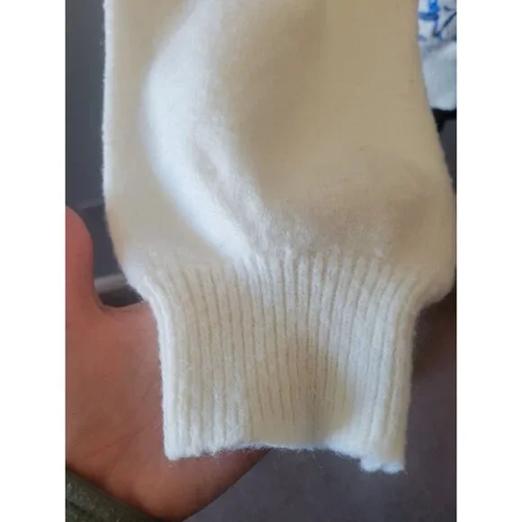 Blue B Women's Embroidered Conversation Print Sweaterwhite knit western-themed - Picture 6 of 12